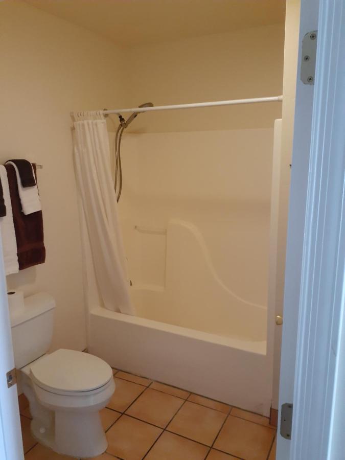King Suite,947840257:JPEG